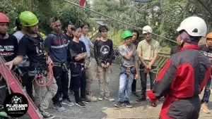 VERTICAL RESCUE TRAINING - PEJUANG STUNT